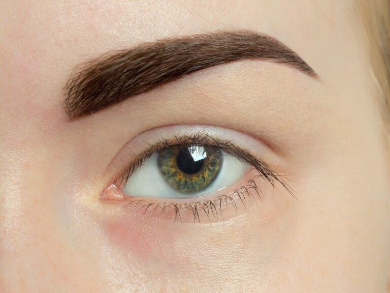 Makeup after eyelid surgery